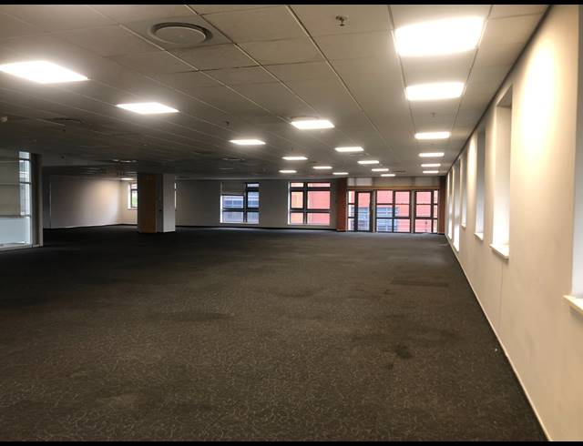 1,279M² OFFICE TO LET IN MELROSE ARCH